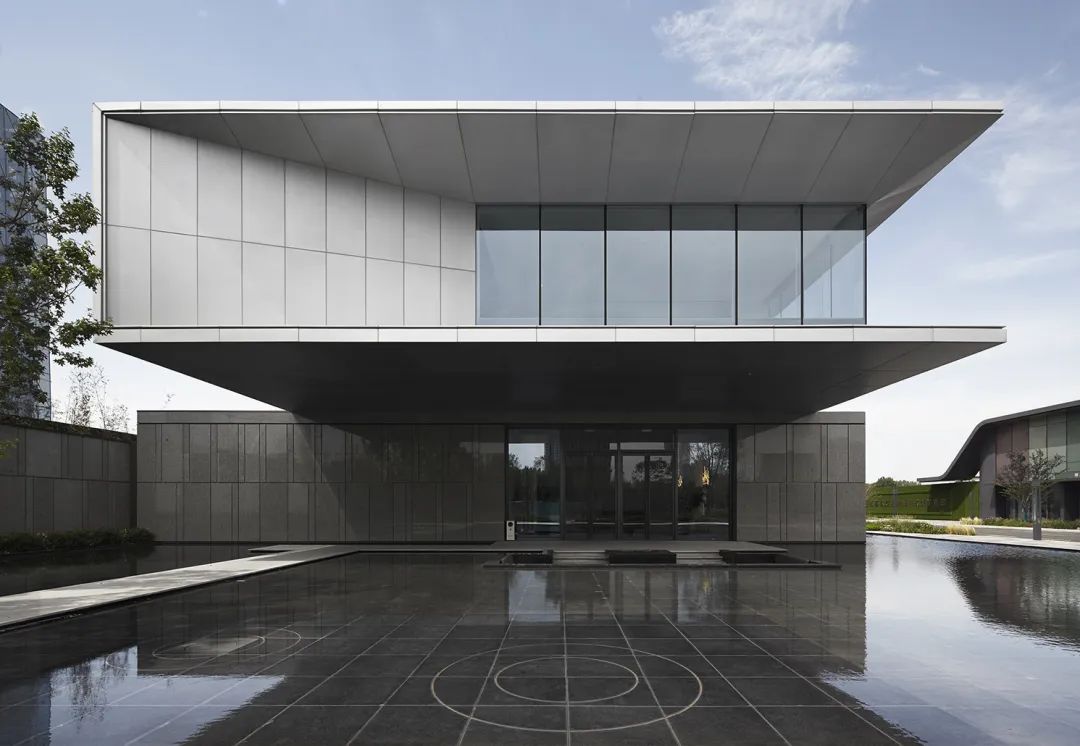 鋁板的應用、施工工藝 —— 精品示范區的設計